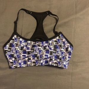 Women’s sports bra
